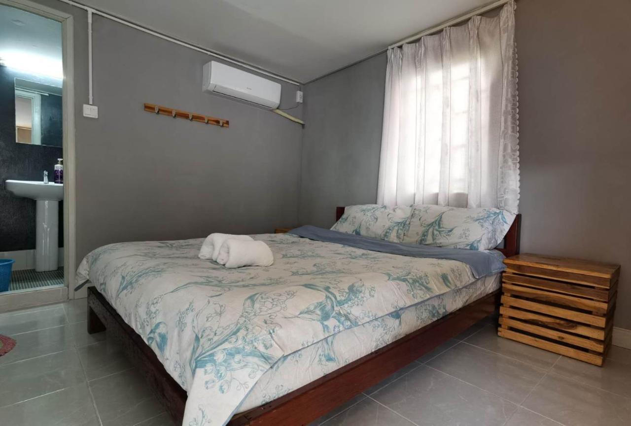 Khonesavane Hostel Luang Prabang Esterno foto